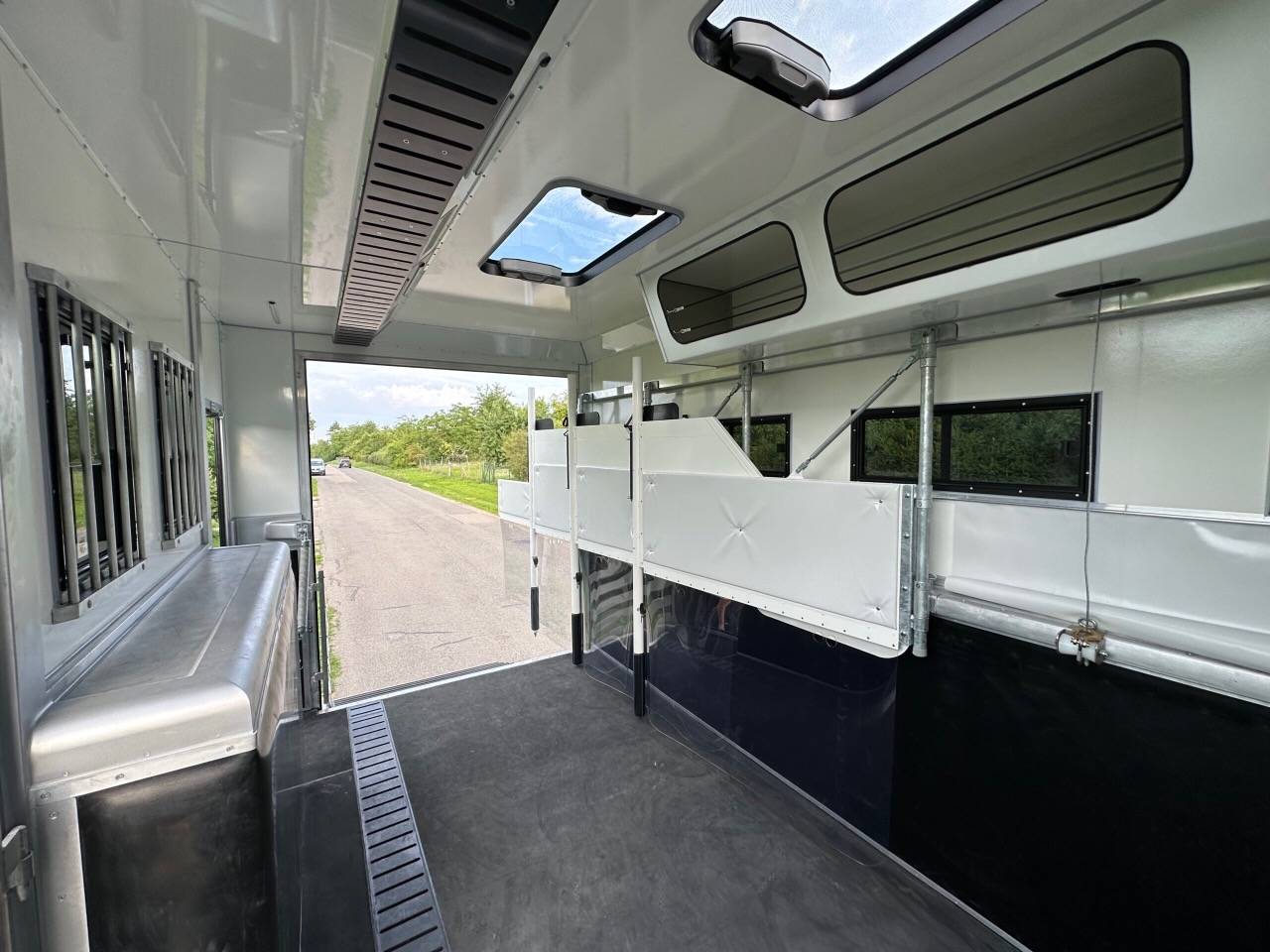 MAN TGM 18.320 POP OUT