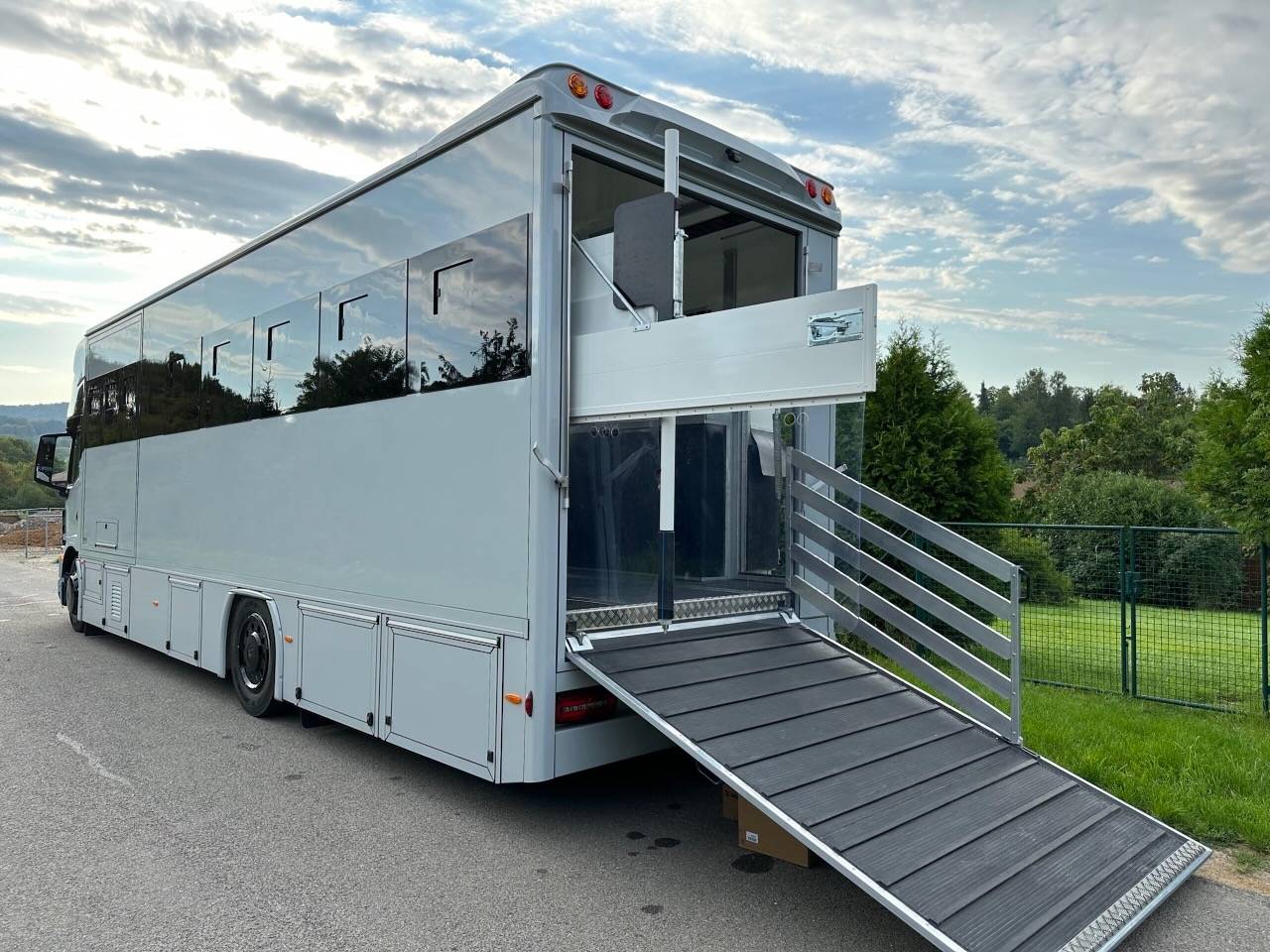 MAN TGM 18.320 POP OUT