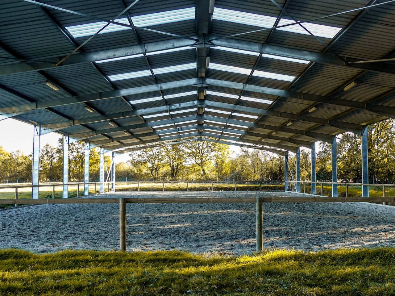 Pension Box / Paddock pr&egrave;s de Nantes, Saint Nazaire