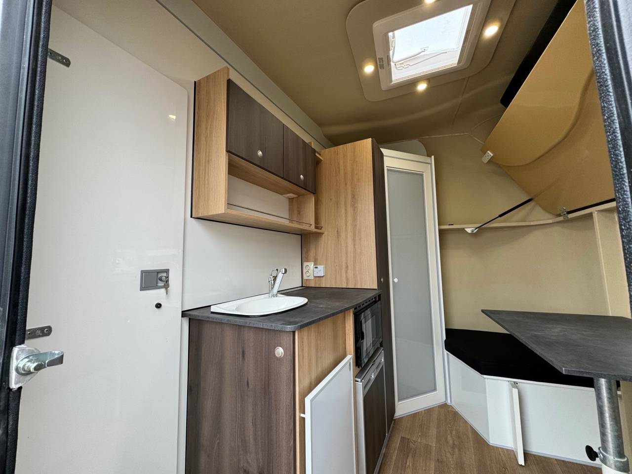 REMORQUE ANKA 3 CHEVAUX & HOME CAR