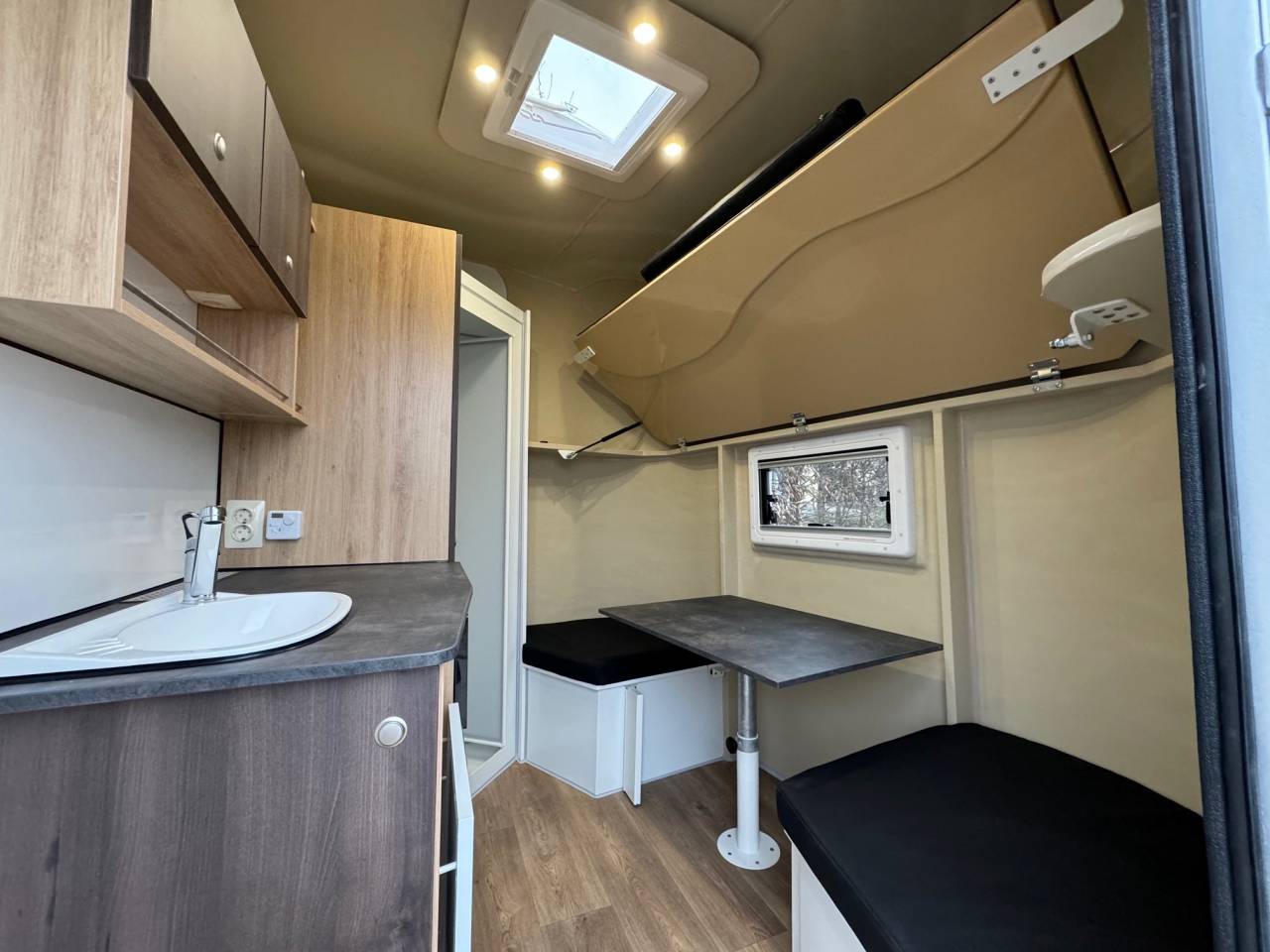 REMORQUE ANKA 3 CHEVAUX & HOME CAR