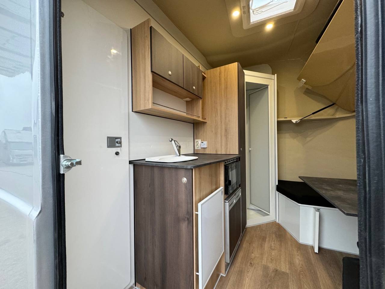 REMORQUE ANKA 3 CHEVAUX & HOME CAR