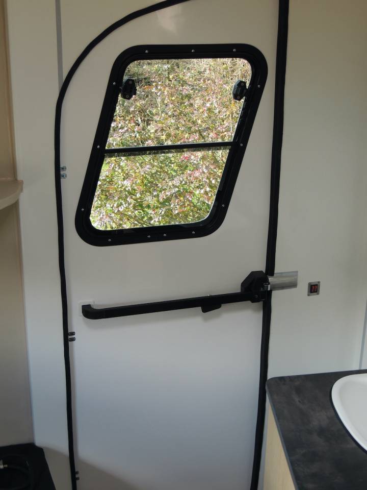 REMORQUE ANKA 3 CHEVAUX & HOME CAR