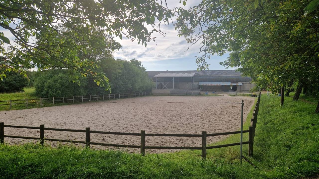 Pension pr&eacute; /box 