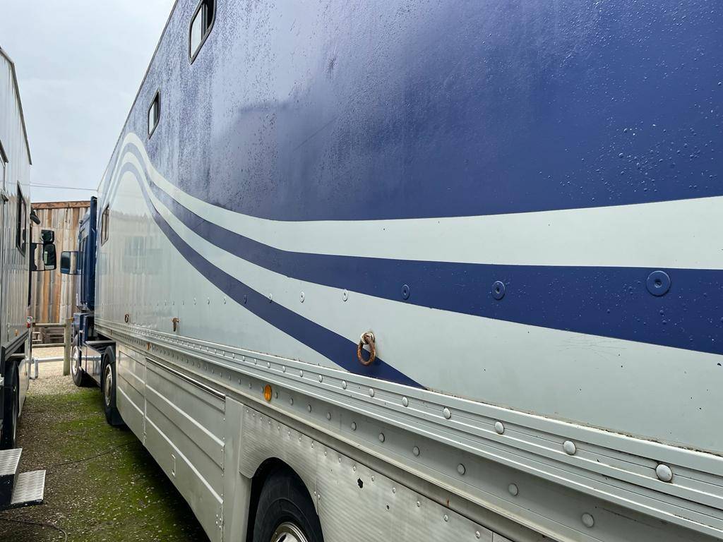 SEMI-REMORQUE RENAULT MAGNUM 480