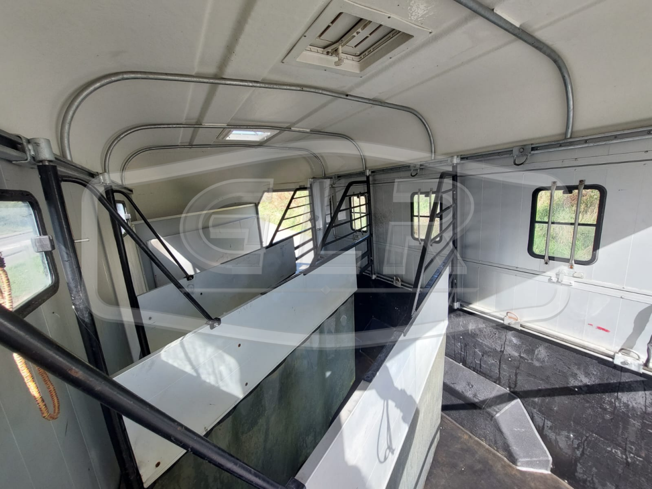 VAN  CHEVAL LIBERTE OCCASION – OPTIMAX – 4 PLACES –  2014