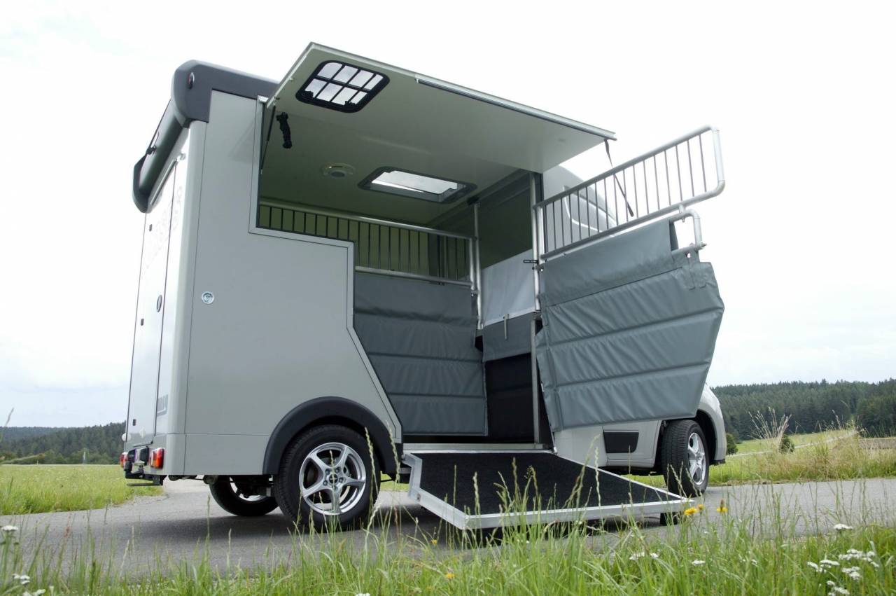 PEUGEOT BOXER BLUEHDI 165 MSG SUPERLIGHT PLUS