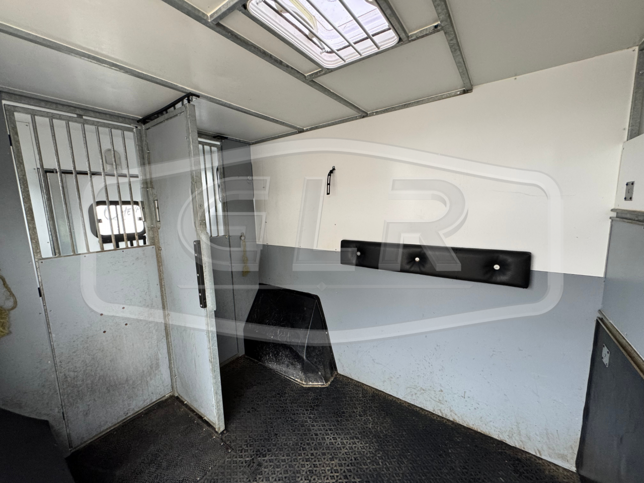 FIAT DUCATO - 2017 - 3 PLACES - STALLE - 105 000KM