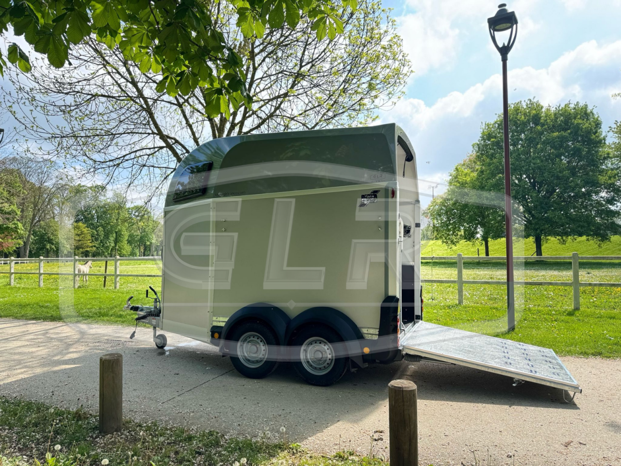 NOUVEAUTÉ - VAN  IFOR WILLIAMS NEUF - HBECO - 2 PLACES 