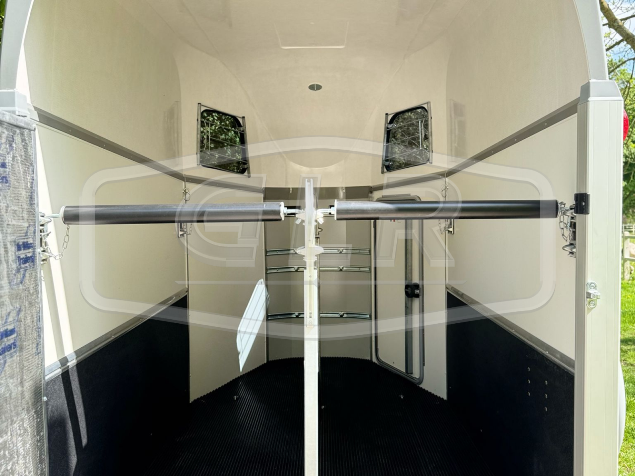 NOUVEAUTÉ - VAN  IFOR WILLIAMS NEUF - HBECO - 2 PLACES 