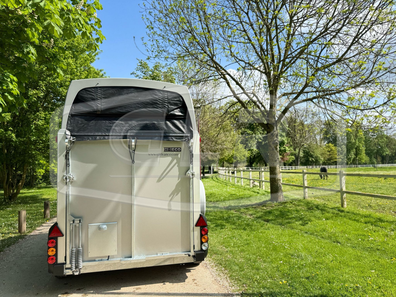 NOUVEAUTÉ - VAN  IFOR WILLIAMS NEUF - HBECO - 2 PLACES 