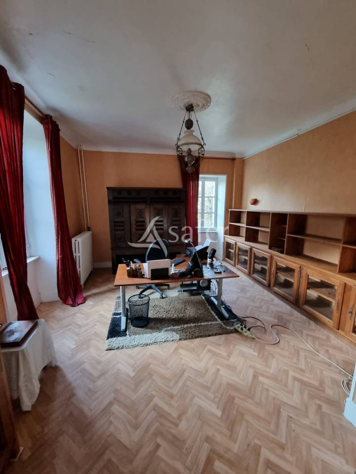 Demeure de caractère en pleine nature sur 67 ha d'un seul tenan