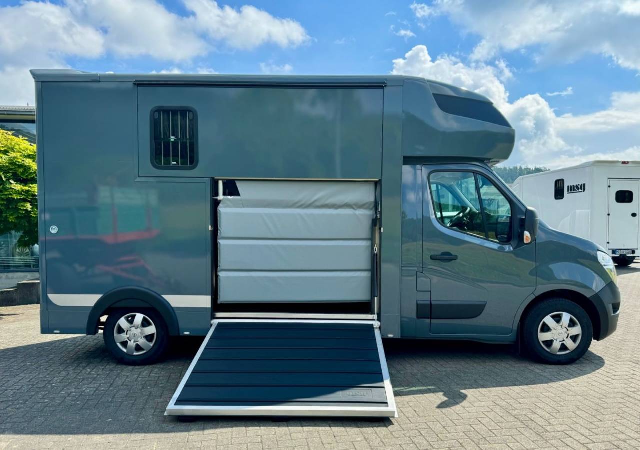 NISSAN INTERSTAR DCI 165 MSG STALLION LIGHT