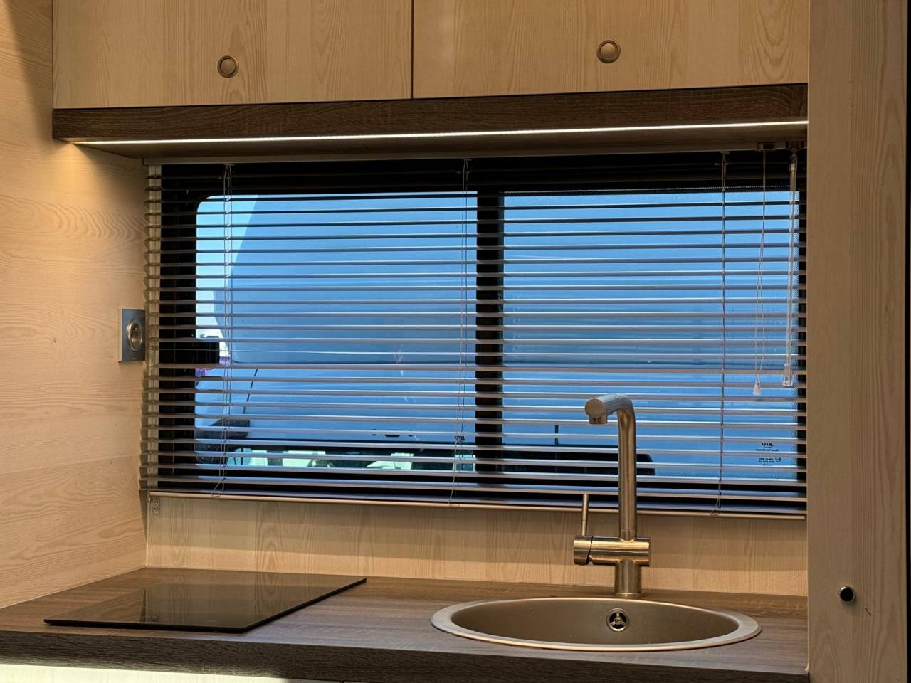 VOLVO FH 420 PAILLARD 7 CHEVAUX DOUBLE POP-OUT / VENDU