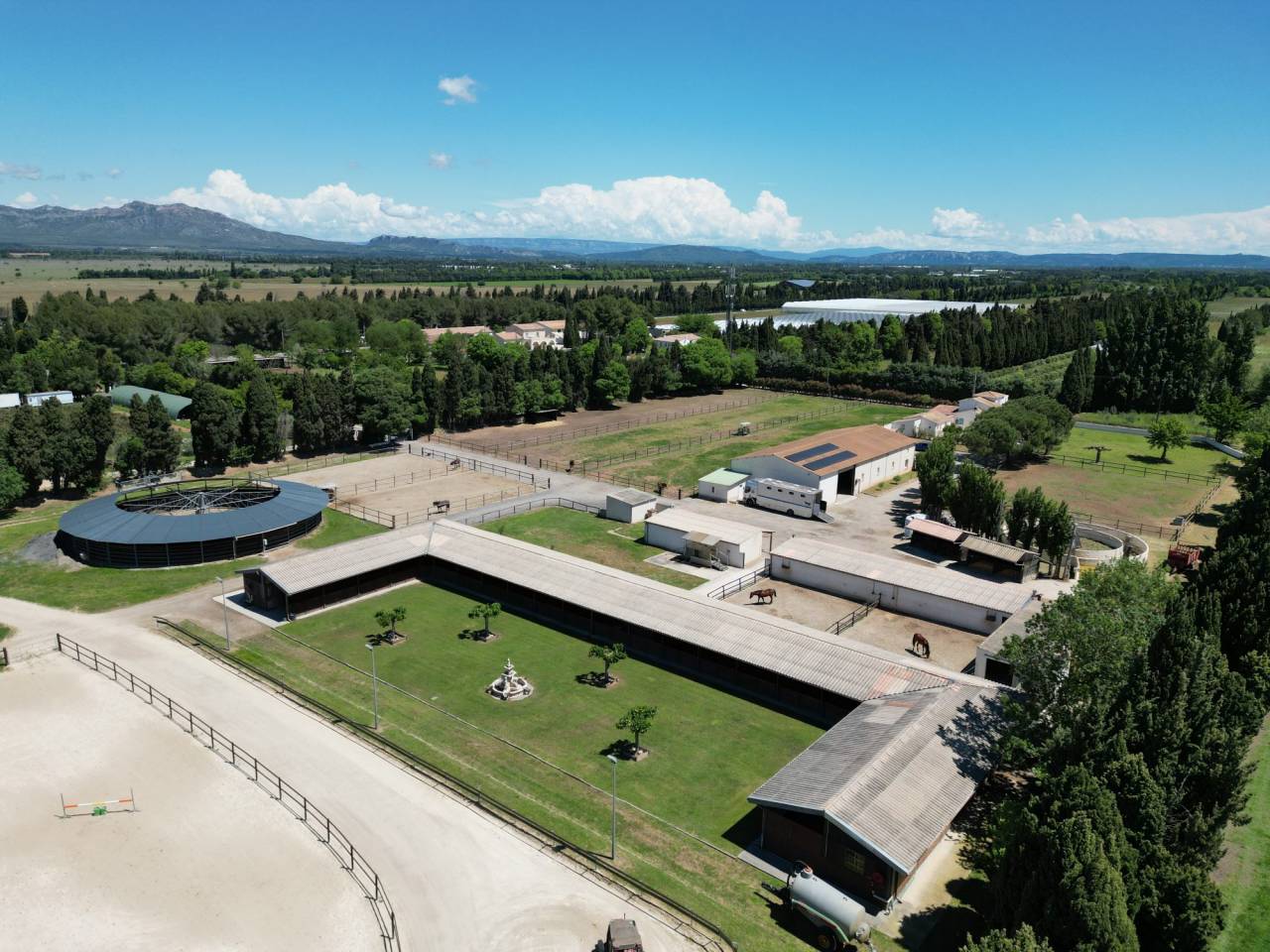Propriété Équestre d'Excellence  5 Hectares aux Portes d