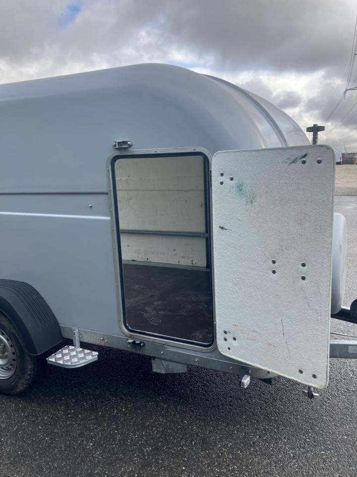 REMORQUE FOURGON FAUTRAS OLYMPIUM 300   