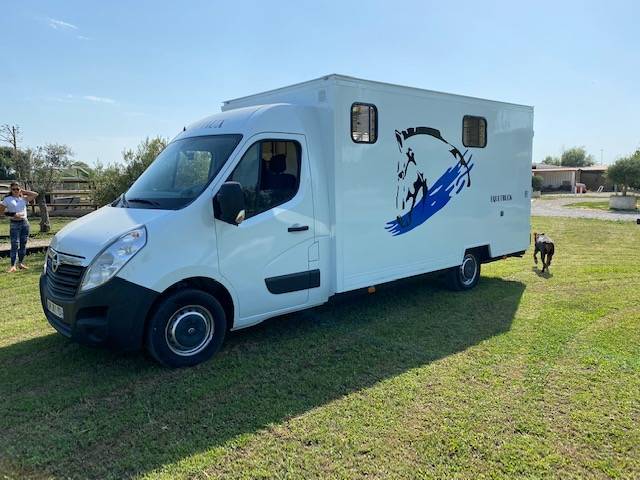Master 135 chx 2 places 74000KM