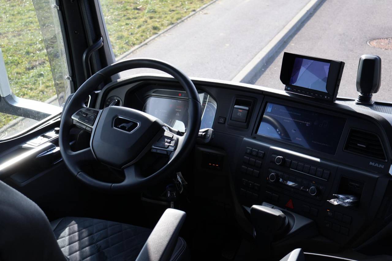 MAN TGS 26.430 PAILLARD 8 CHEVAUX POP-OUT NEUF-VENDU