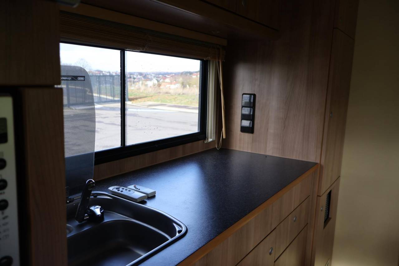 MERCES-BENZ ATEGO 8.180 AK 4 CHEVAUX - VENDU