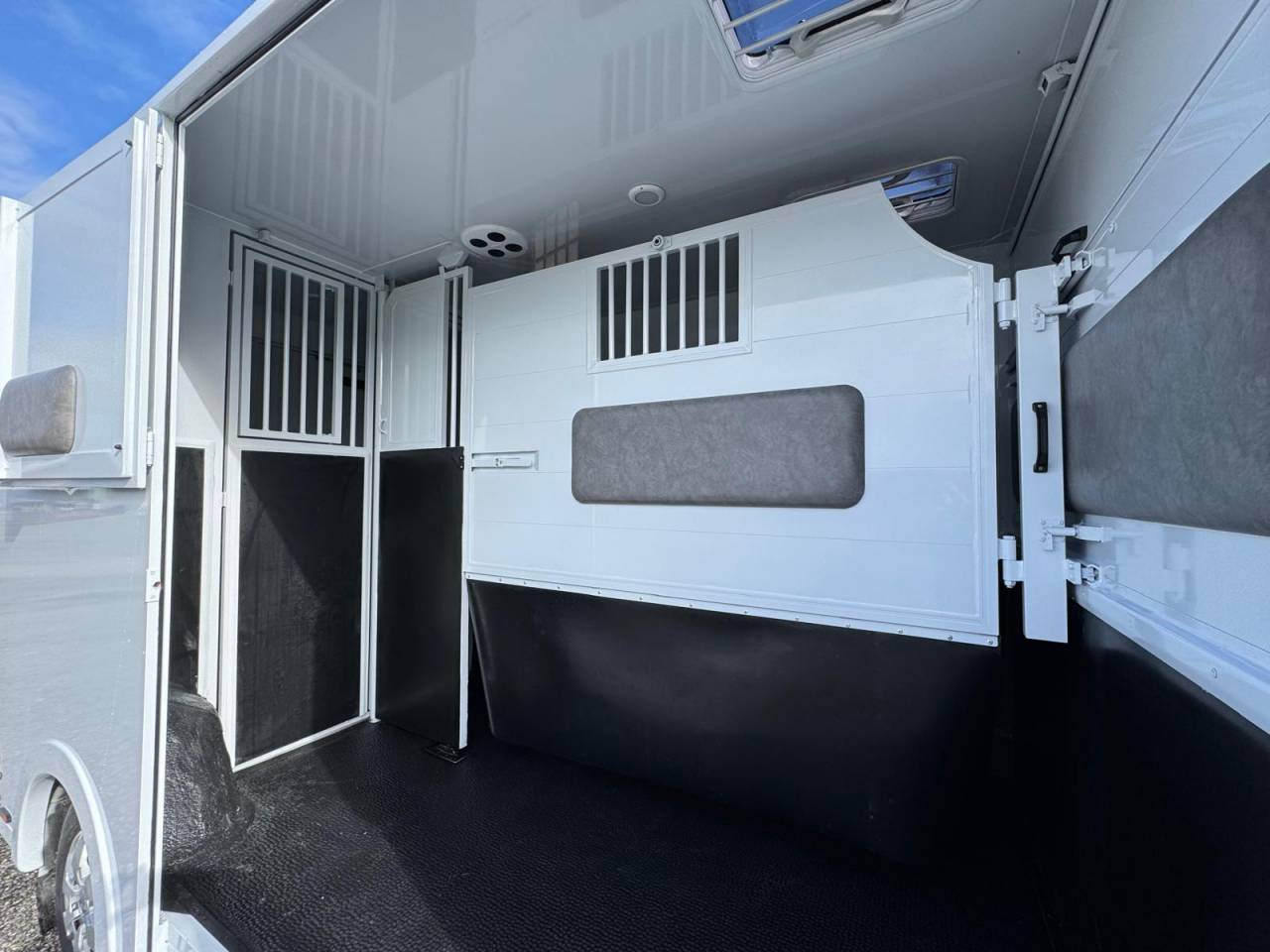 Renault Master TBST stalle 3 - VENDU