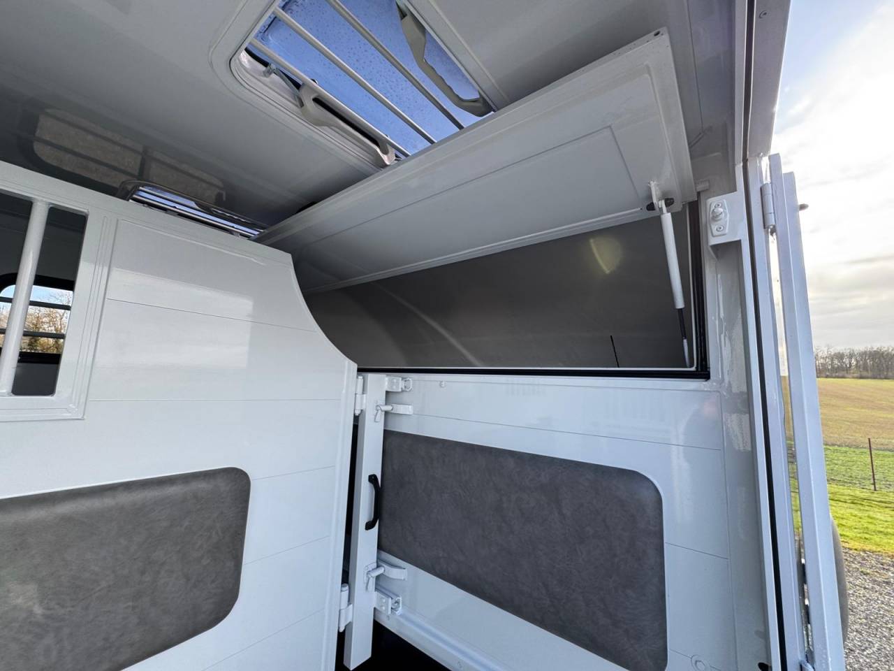 Renault Master TBST stalle 3 - VENDU