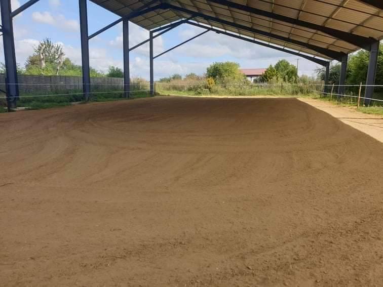 Pension paddock avec abris individuel