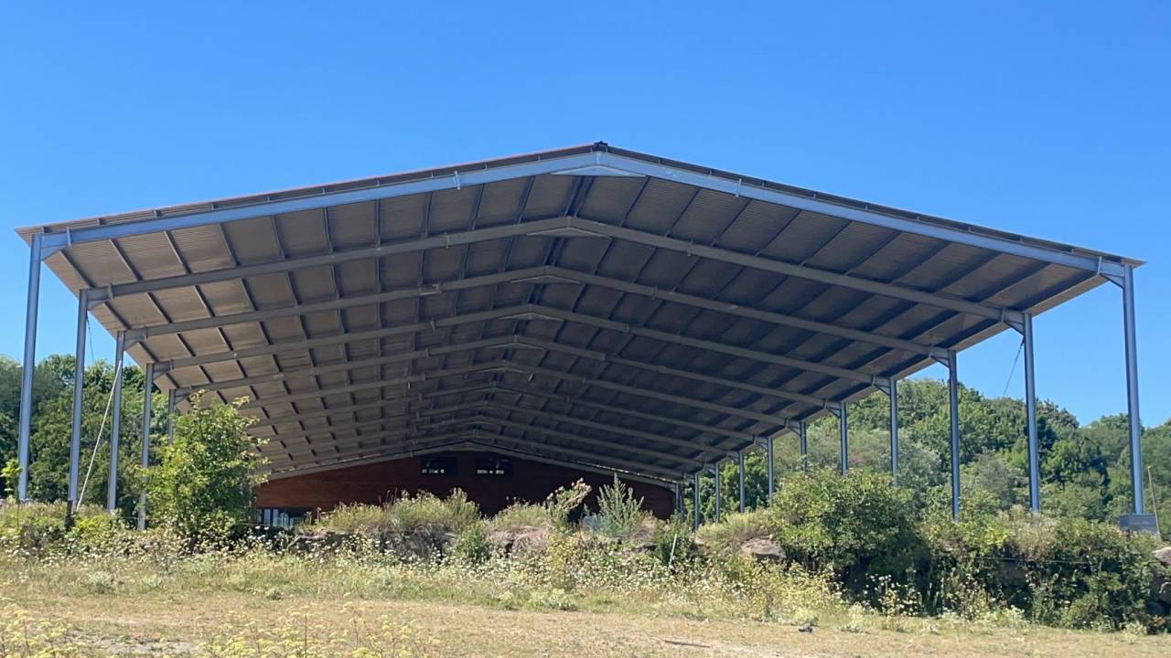 Fabricants de structures et manèges équestres 