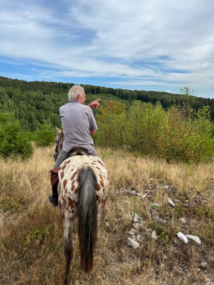Balades &agrave; cheval au fil de la Semois