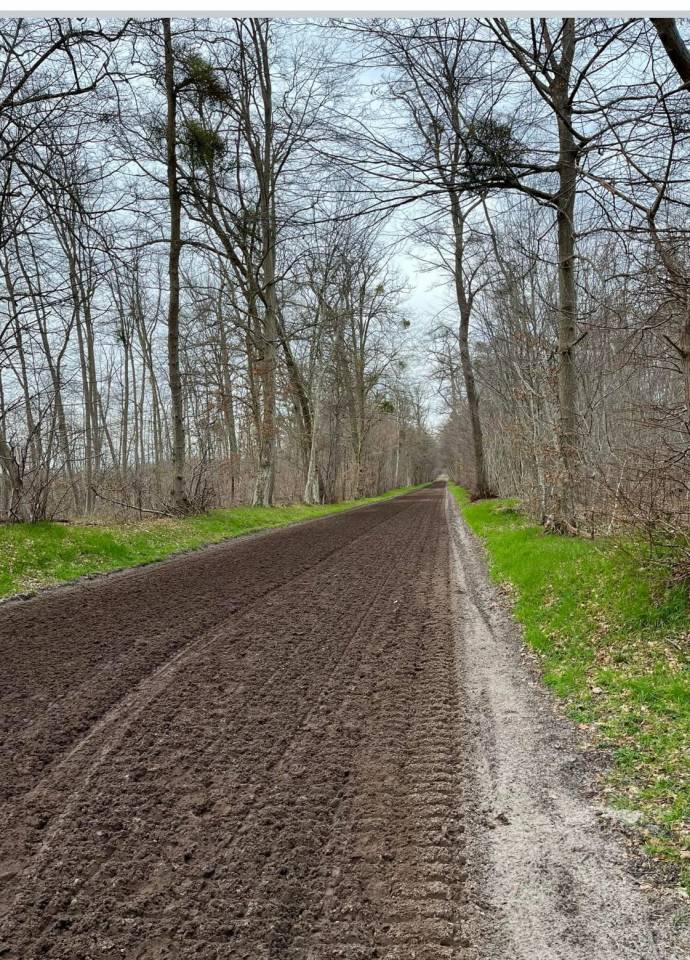 Pr&eacute; secteur avilly st L&eacute;onard 
