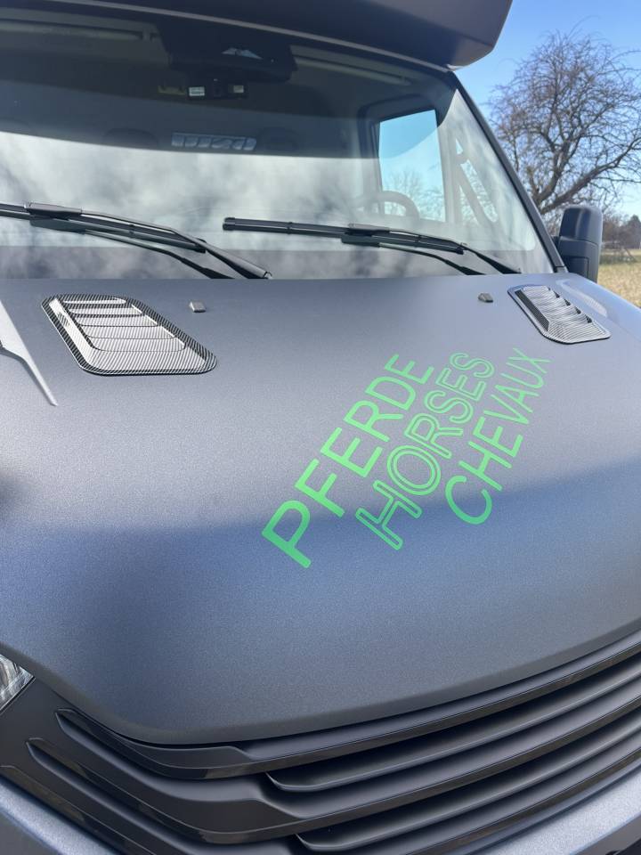 IVECO DAILY 35-210 HI-MATIC MSG STALLION LIGHT