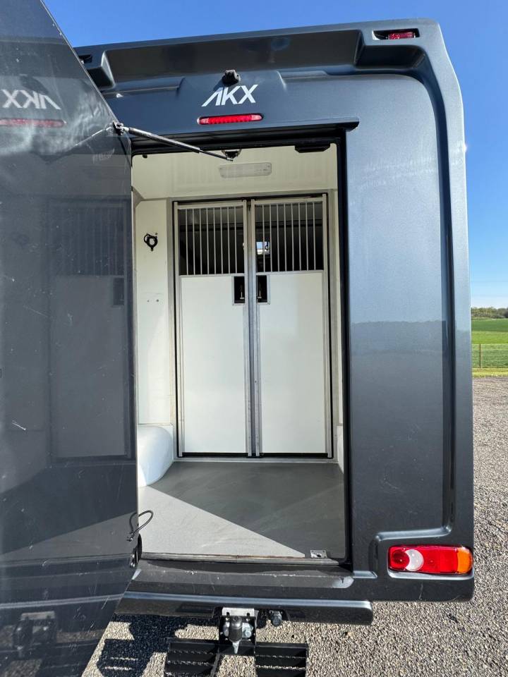 AKX stalle 3 - VENDU