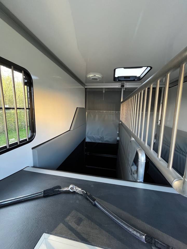 NISSAN INTERSTAR DCI 165 MSG SUPERLIGHT PLUS