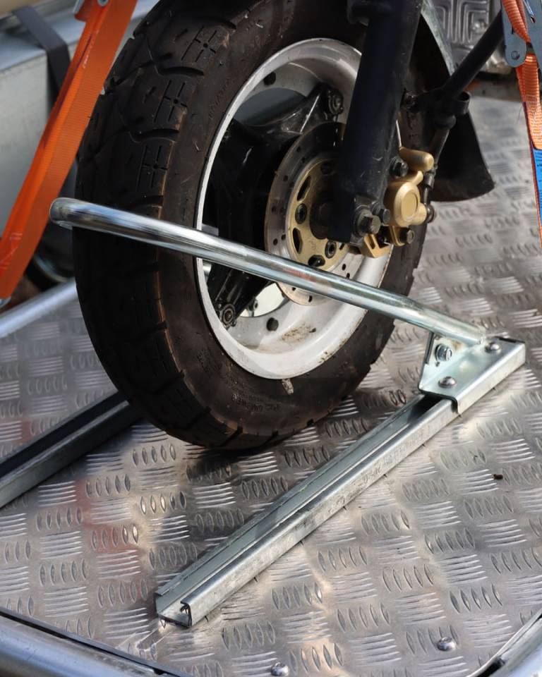 REMORQUE PORTE MOTO TRANSVERSALE - DEBON - NEUVE