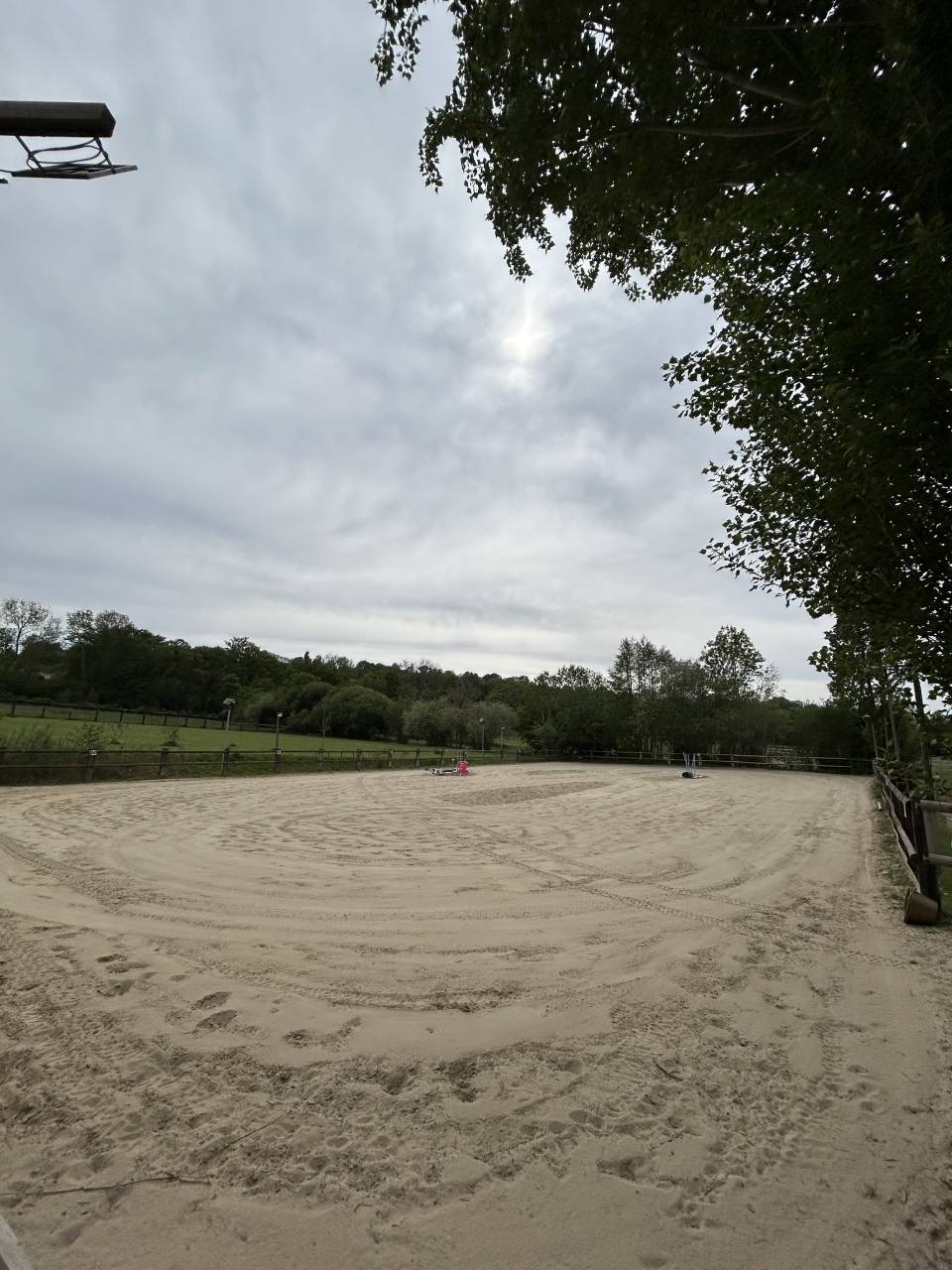 Pensions Box-paddock 10min de deauville