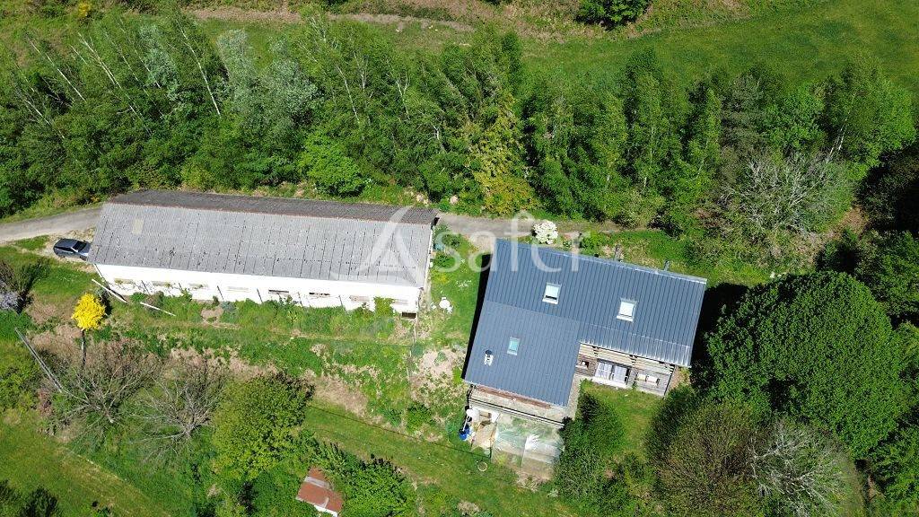 Propriété d'environ 7h30, isolée du voisinage