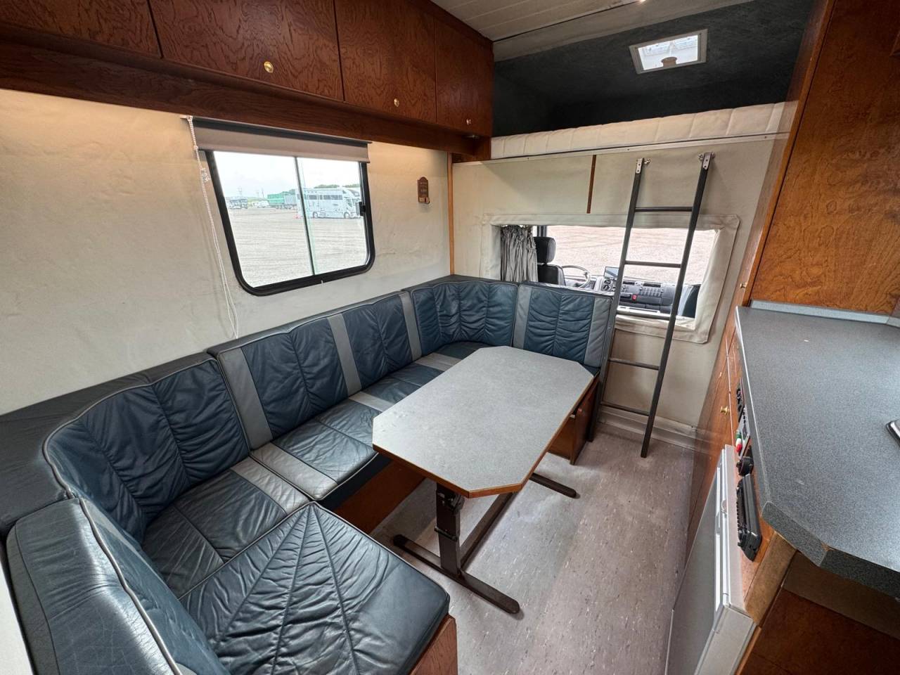 JL 7 chevaux avec home car - VENDU