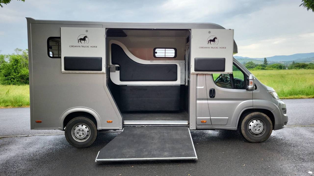 Citroen Jumper Camion Chevaux Cerdanya