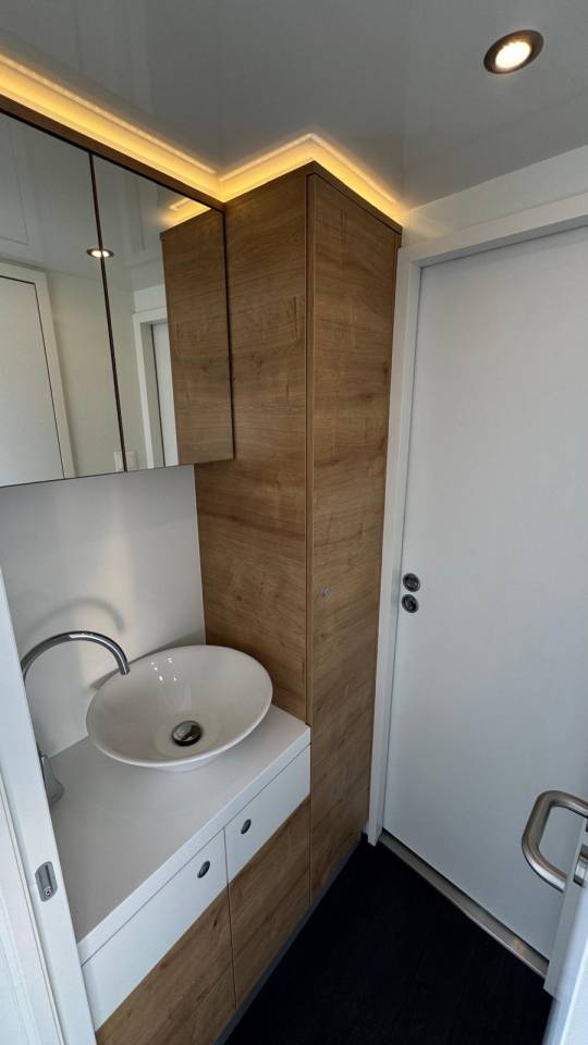 STX 6 CHEVAUX AVEC POP OUT, PUSH UP - VENDU