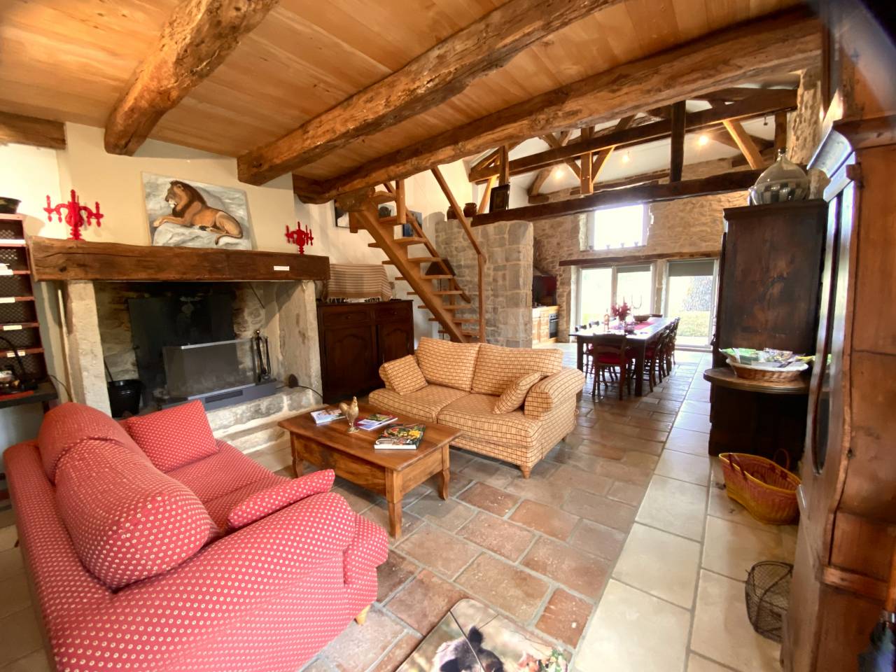 Ranch du Roc Gite &eacute;questre. GR/P600 hectares de foret. 