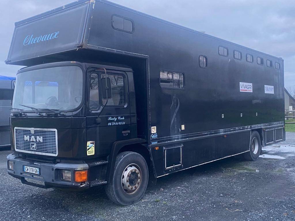 Camion Man 8 places + home car