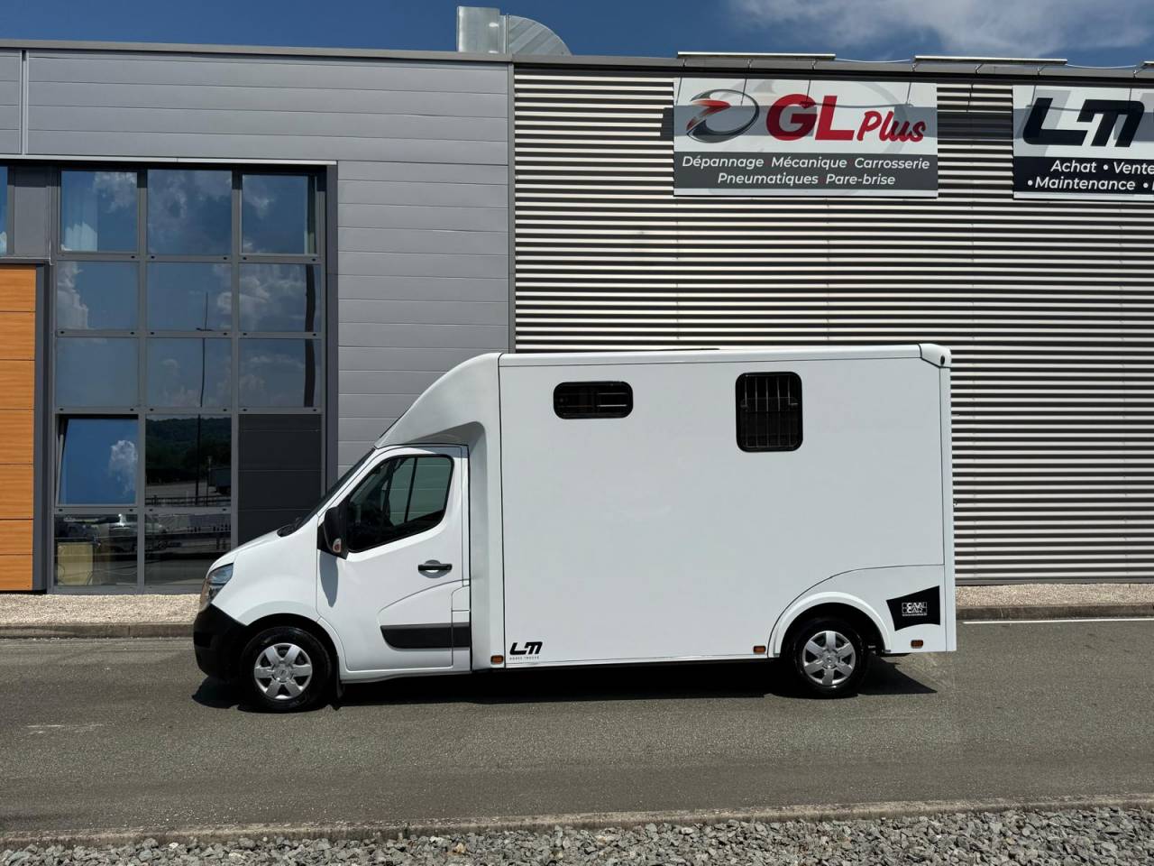 VL CAVALCAR 180 CH BOITE AUTOMATIQUE / VENDU