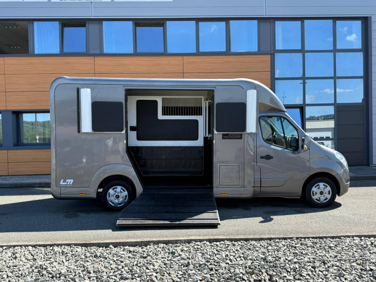 VL STX RENAULT MASTER STX STALLE 5 165CH / VENDU