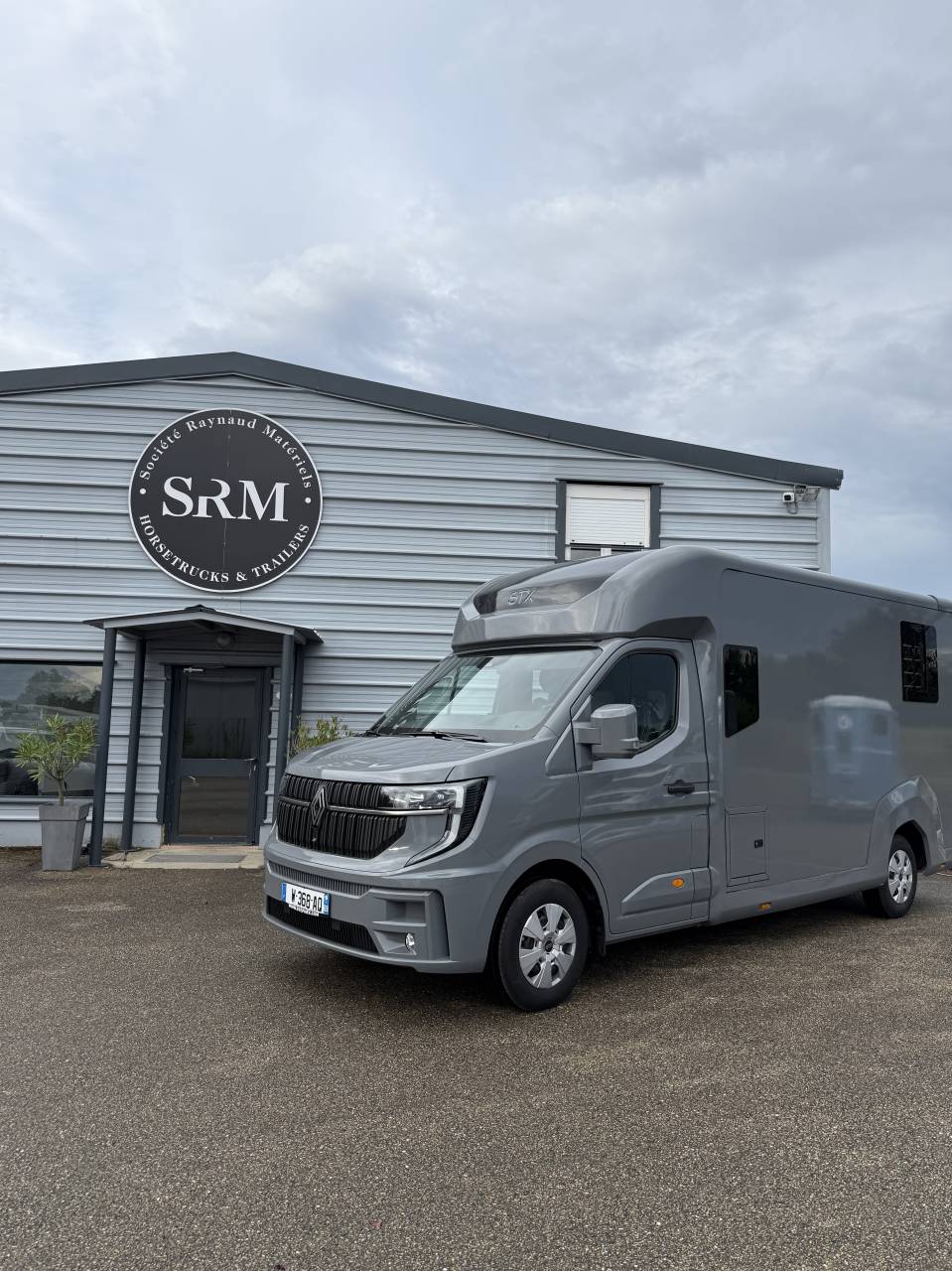 STX RENAULT MASTER 5 PLACES 