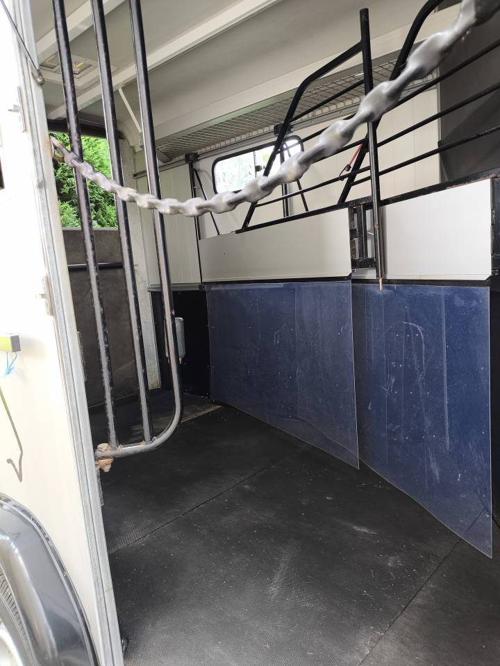 cheval liberté 3 places