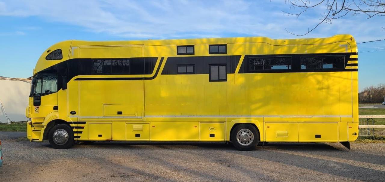 Motorhome STX - IVECO Stralis 360 - 19T - TVA RÉCUP