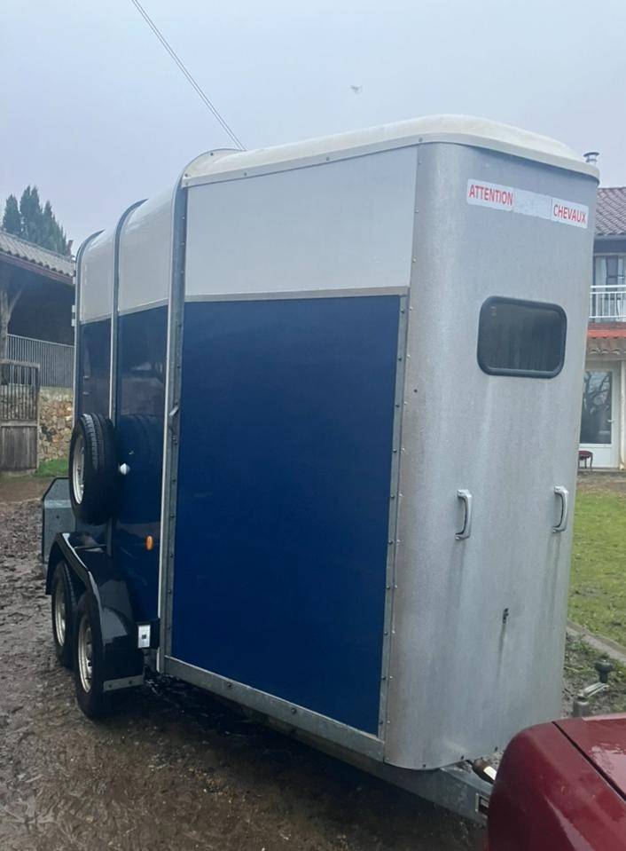 Van 2 places chevaux Ifor Williams