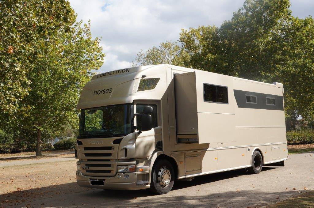 Scania 5 places chevaux 