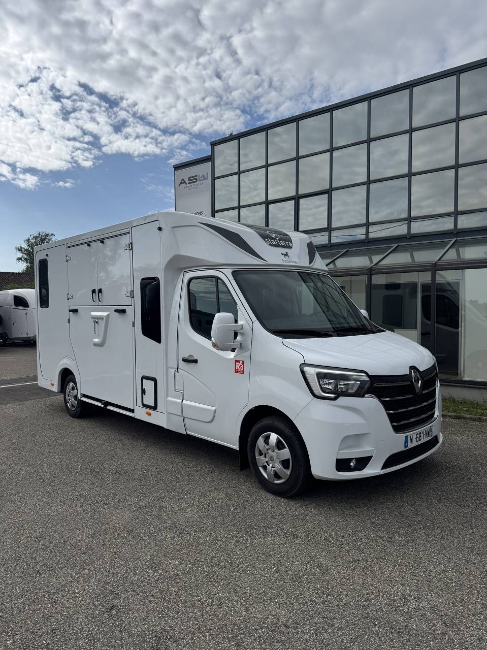 VL AMELINE HARAS 5 PLACES