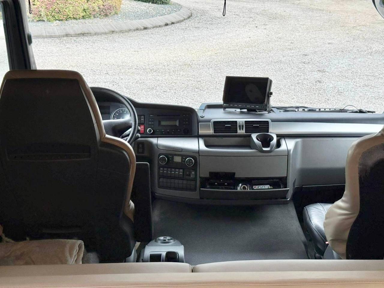 Man 26 400/ Krismar/2012/pop out/203.000km/222.000ht