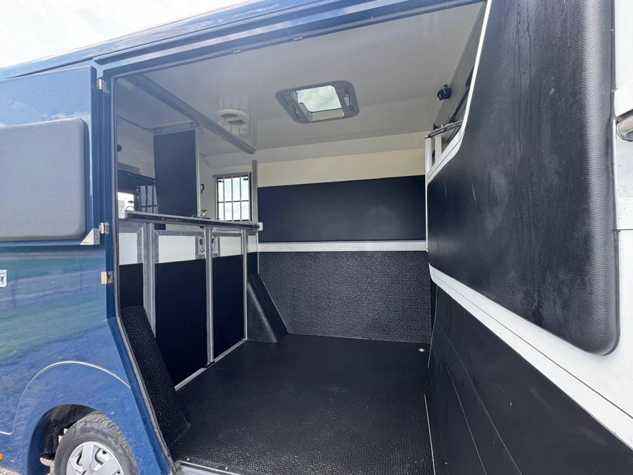 STX Renault Master BA 150 Dci - VENDU